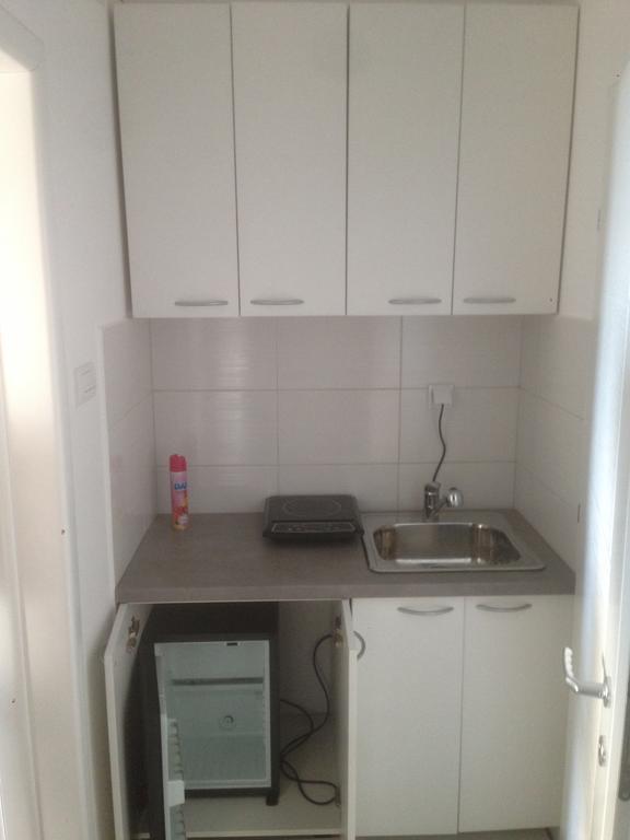 Apartment Требинье Экстерьер фото