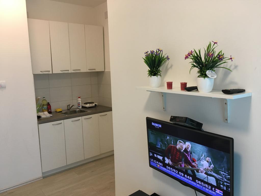 Apartment Требинье Экстерьер фото
