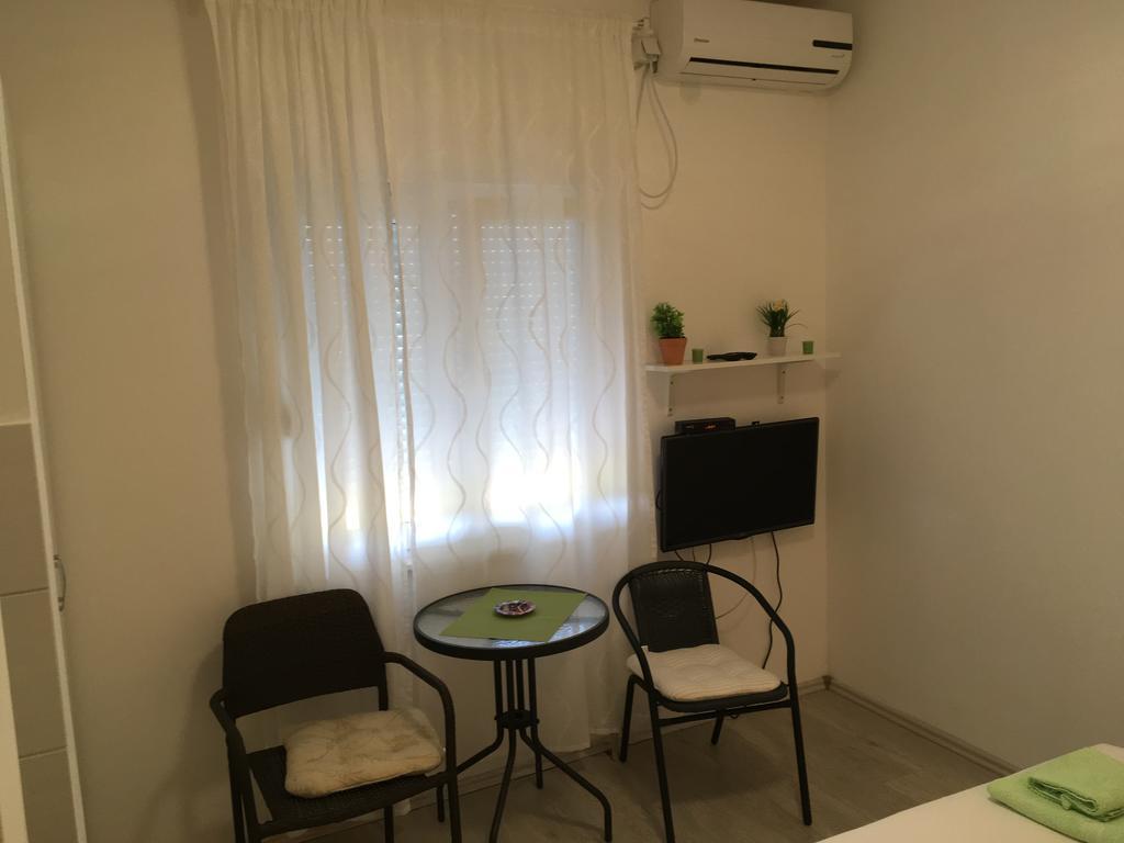 Apartment Требинье Экстерьер фото